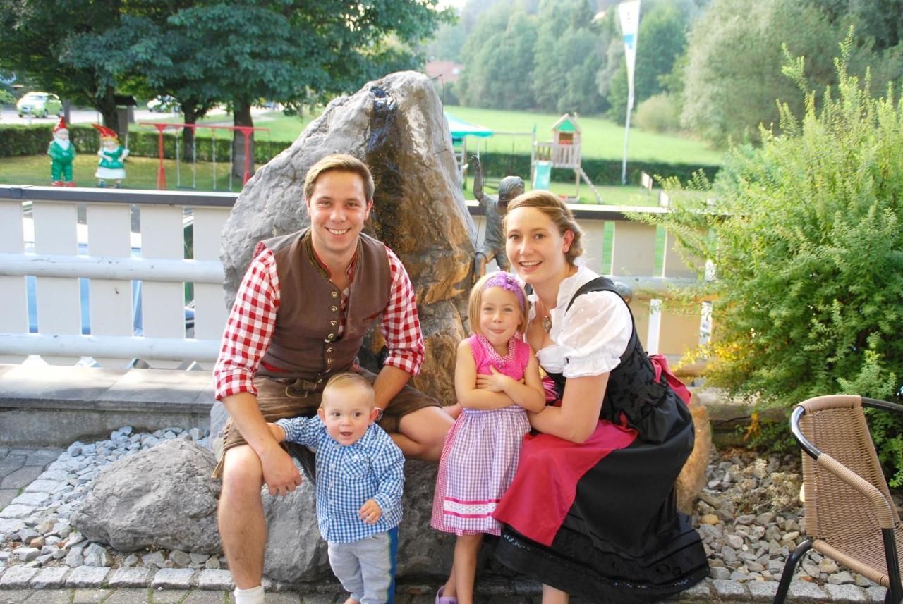 Traditions-Gasthaus Bayrischer Hof Leutkirch im Allgäu Exteriér fotografie